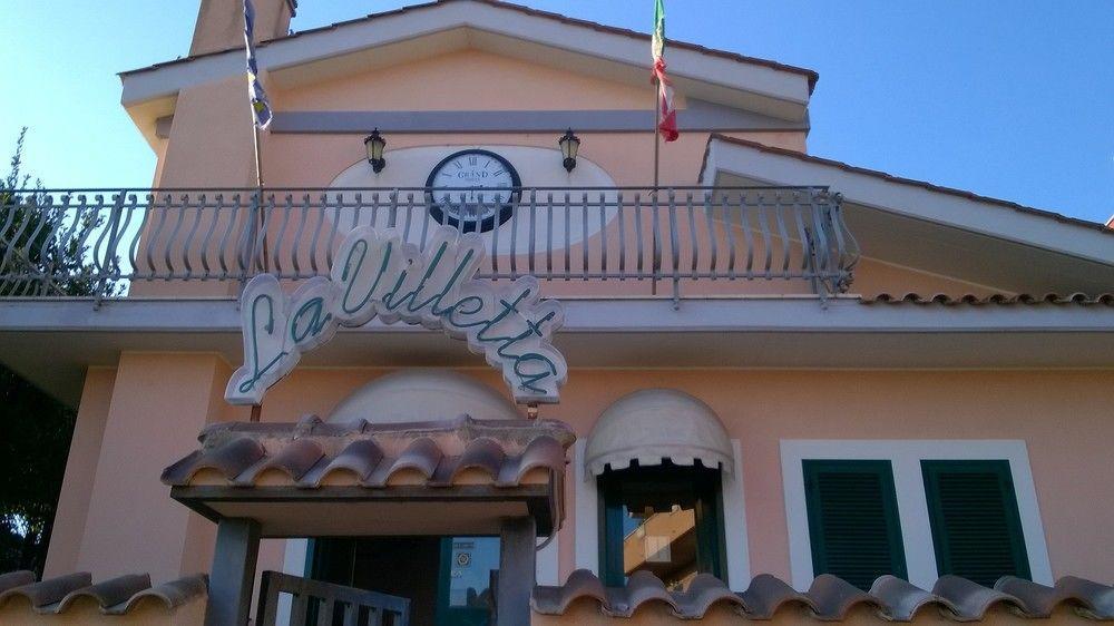 Hotel La Villetta Φιουμιτσίνο Εξωτερικό φωτογραφία