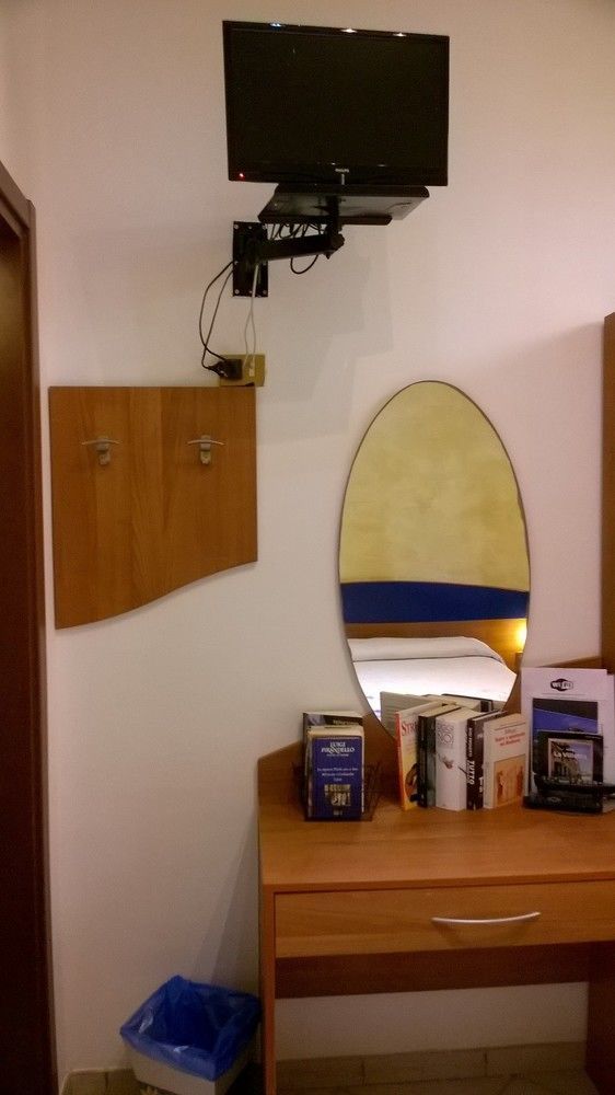 Hotel La Villetta Φιουμιτσίνο Εξωτερικό φωτογραφία