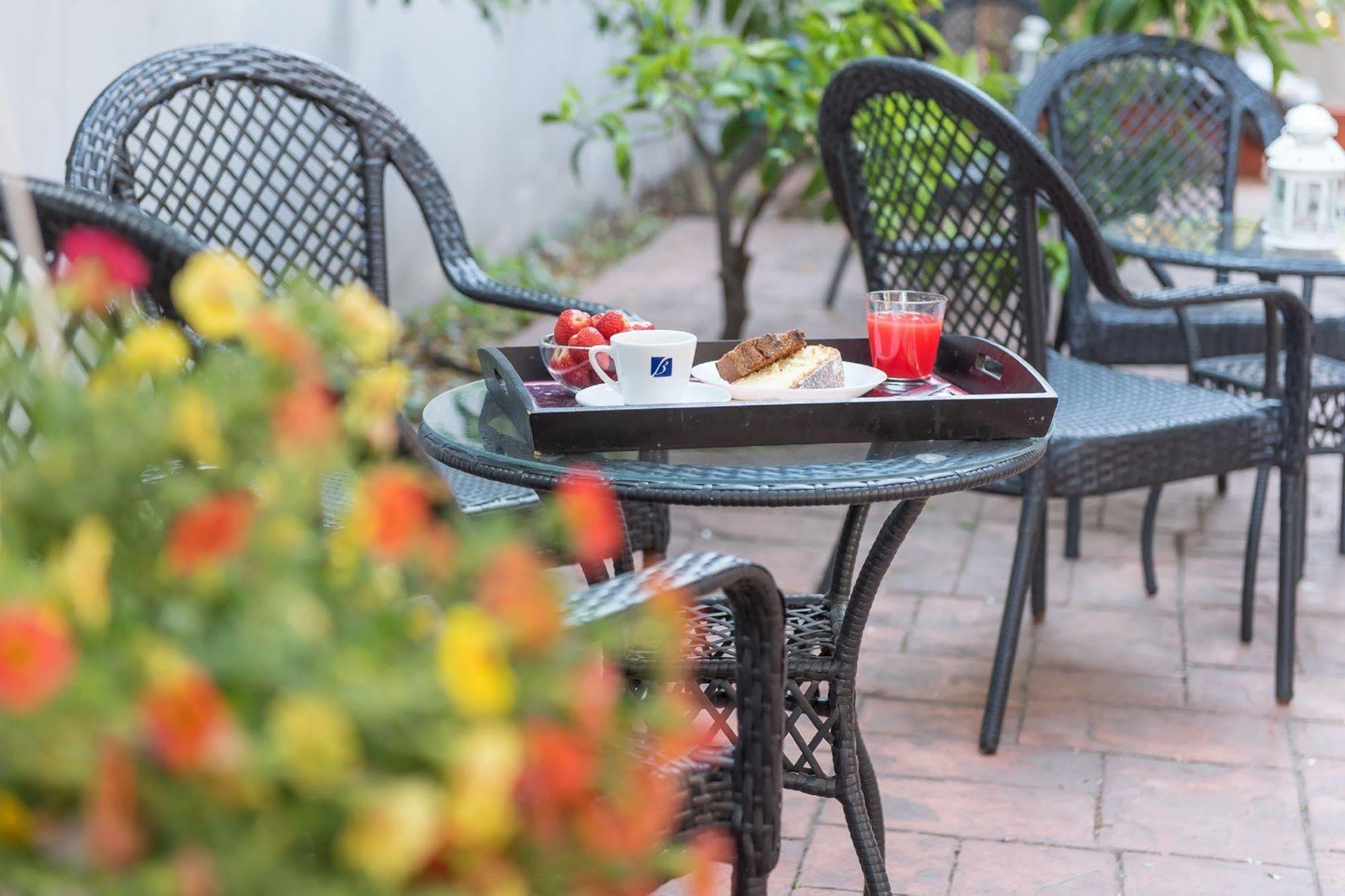 Hotel La Villetta Φιουμιτσίνο Εξωτερικό φωτογραφία