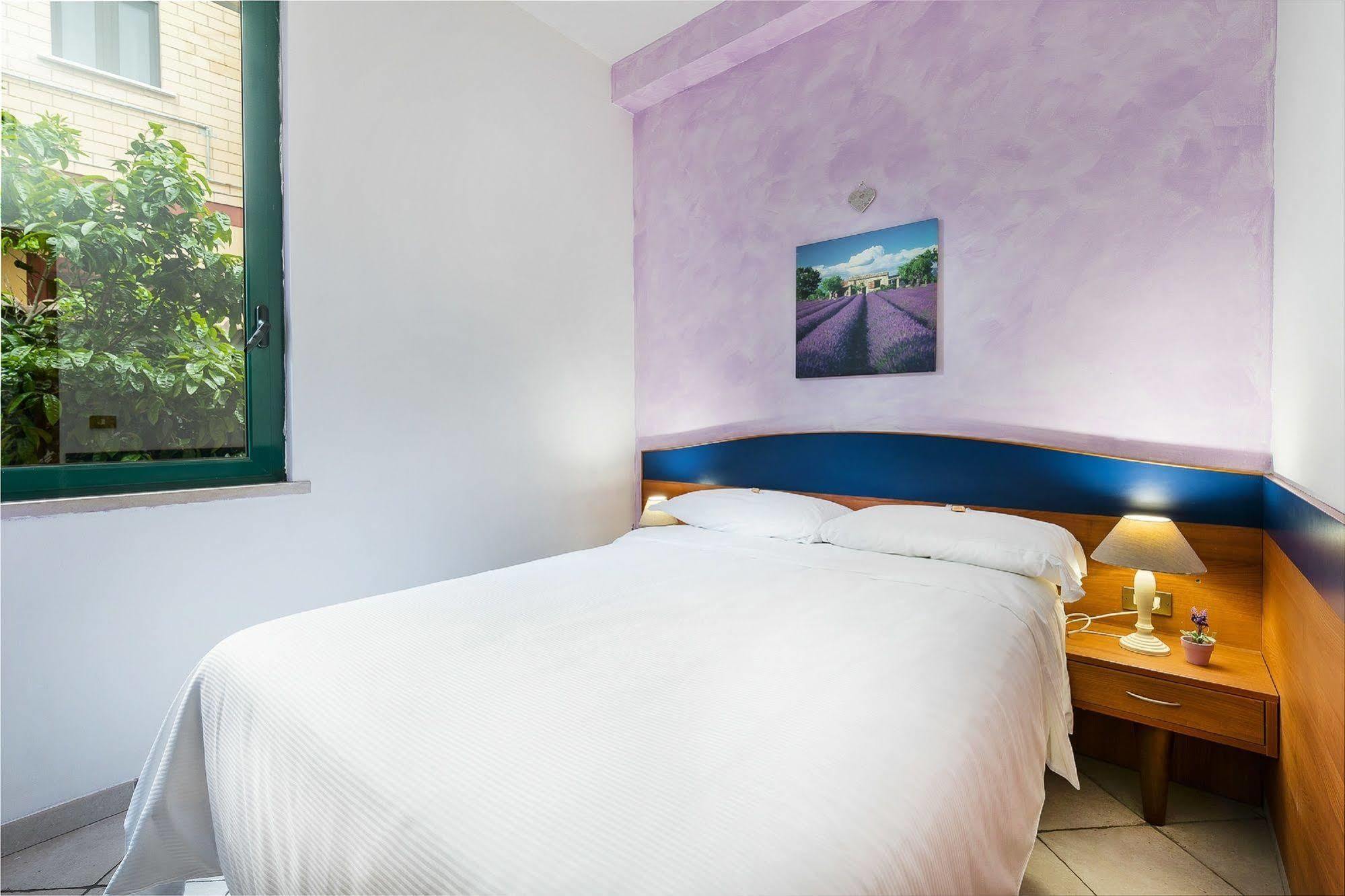 Hotel La Villetta Φιουμιτσίνο Εξωτερικό φωτογραφία