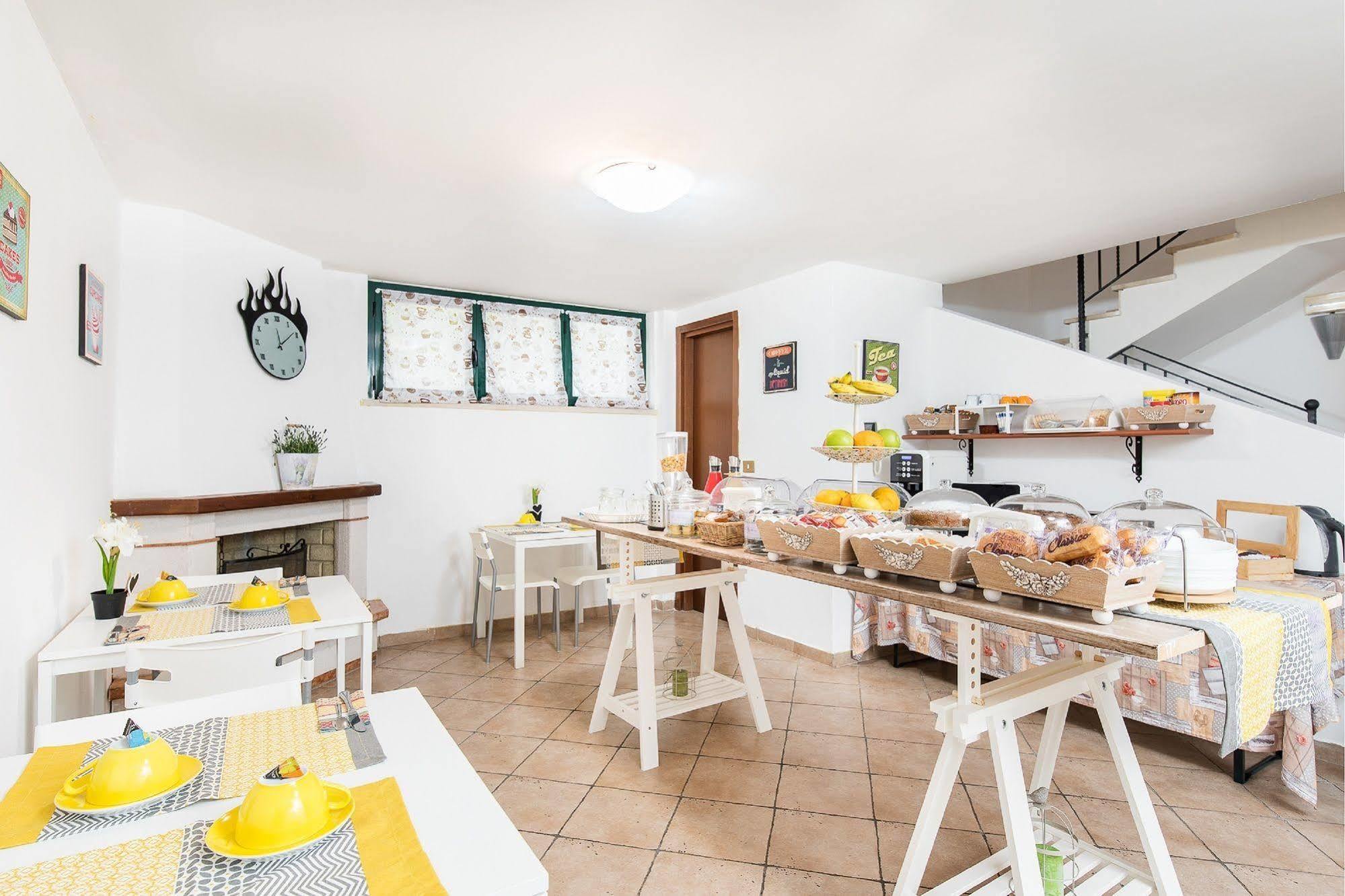 Hotel La Villetta Φιουμιτσίνο Εξωτερικό φωτογραφία